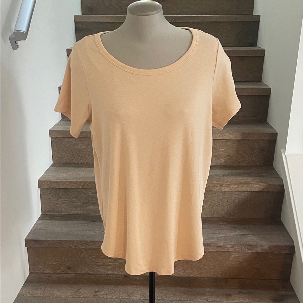 Rachel Zoe Soft Yellow Short Sleeve Scoop Neck Tee